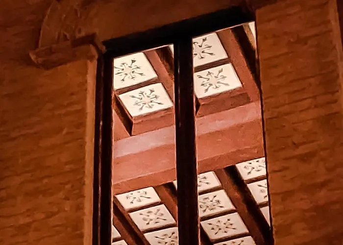 Renaissance Apartment *